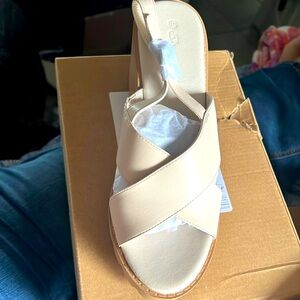 Ermonn beige wedge sandal size 10